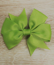 Load image into Gallery viewer, Lime Pinwheel Bow
