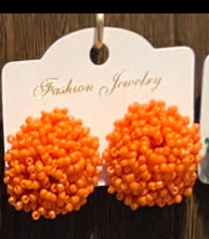 Load image into Gallery viewer, Seed Bead Pom Studs
